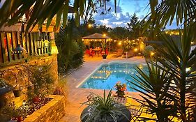 Art-Villa Merkel - 28 Pers - 11 Chambr - 10 Wc - Piscine